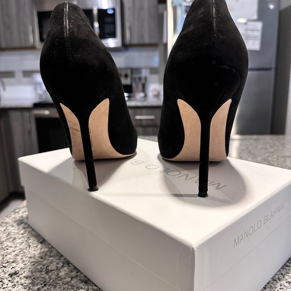 Manolo Blahnik Bb Crepe 90mm High-heel Pumps - Picture 7 of 13